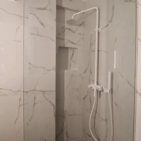 F & B Collection - Elegant Flats Thessaloniki