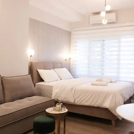 F & B Collection - Elegant Flats Thessaloniki