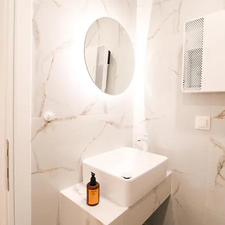 F & B Collection - Elegant Flats *